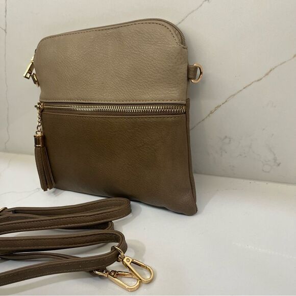 Jen & Co. Tara Vegan Crossbody - Picture 4 of 10